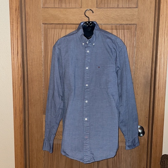 Tommy Hilfiger blue classic fit button down shirt size XL - Picture 2 of 9